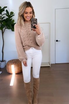 White Pants Outfit Winter, White Jeans Outfit Winter, Faux Leather Leggings Outfit, Outfit Botas, Girls Fall Fashion, Winter Outfits Warm, Fall Fashion Outfits