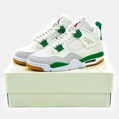 Nike Air Jordan 4 Sb Sail Pine Green Neutral Grey White Dr5415-103 Jordan 11 Cool Grey, Jordan 4 Red, Green Jordans, Nike Air Jordan 4, Jordan Retro 4, Jordan 4s, Jordan Shoes Retro, Nike Air Jordan 11, Golf Shoes Mens