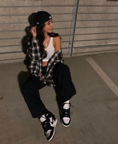 Adrette Outfits, Skater Girl Outfits, Outfit Trends, Streetwear Fashion Women