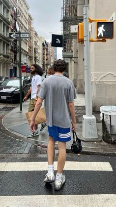 Men Sandals Outfit, Boyfriend Outfit, Estilo Indie, Men Sandals, Dope Outfits For Guys, Sandals Outfit, Todays Outfit, Fashion Studio