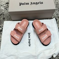 Palm Angels Kids Logo-Print Leather Sandals Size 2 , 33 Palm Angels Shoes, Glitter Ugg Boots, Palm Shoes, Baby Ugg Boots, Short Uggs, Angel Kids, Ugg Tasman Slippers, Bow Boots, Ugg Tasman