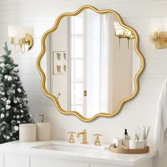 PRICES MAY VARY. 【Clear Reflection & NO Distortion】: This gold round mirror reflects clearly and achieves 1:1 restoration of the real image without distortion. The high-definition float glass design makes it an ideal bathroom vanity mirror 【Iron Frame Mirror】: Gold bathroom mirror with Iron frame which is anti-rust; Also the metal-framed mirror is built with explosion-proof membrane which ensure the mirror being safely and securely for using 【Modern Simple Style Decorative Mirrors】: The round wa Hot Pink Bathroom, Mirror Gold Frame, Gold Bathroom Mirror, Bathrooms Classic, Gold Round Mirror, Wavy Frame, Elegant Bedroom Design, Powder Room Mirror, Classic Modern Design