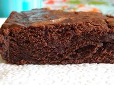 This is absolutely the best brownie recipe that I have ever madeand it is by far the easiest toAll the ingredients go into one potstraight into a baking dishit in your bellies in just about 45 minutesHow much easier can it get Protein Cake Recipe, Best Vegan Chocolate Cake, Honeycomb Cake, Best Brownie Recipe, Protein Cake, Bean Cakes, Sugar Free Maple Syrup, Vegan Chocolate Cake, Brownie Toppings