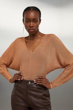 Add A Subtle Glimmer To Both Everyday And Partywear Outfits With This Sparkle Knit Long Sleeved Top. Batwing Sleeves Ensure A Flattering Fit, Style This Knitted Top With Leather Pants And Heels For A Laidback-Yet-Luxurious Ensemble.Sparkle Knitbatwing Sleevesv-Neckline Partywear Outfits, Cashmere Loungewear, Skirt Shapewear, Casual Work Pants, Outfits For Mexico, Petite Business Casual, Knitted Dresses, Knit V Neck, Bachelorette Outfits