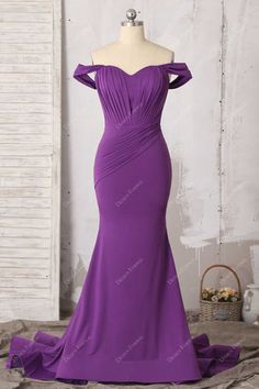 This elegant and charming purple jersey spandex mermaid prom dress features off-the-shoulder pleated bodice, long skirt with long train and horsehair hemline. #promdress #bridesmaiddress #offshoulderpromdress #longpromdress #purplepromdress Sleek Prom Dress, Purple Mermaid Prom Dress, Wedding Guest Formal Dress, Purple Bra, Purple Jersey, Gown Pictures, Bra Support, Prom Girl Dresses, Royal Blue Prom Dresses