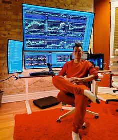 Technical analysis setup Teknologi Futuristik, Pc Gaming Desk, Trading Desk, Computer Station, Computer Desk Setup, Home Studio Setup, Gaming Setups, Pc Desk, Crypto Trading