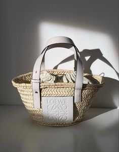 Beige Chanel Bag, Bag Street Style, Loewe Bags, Knit Bag, Inspired Handbags, Colorful Handbags, Pool Bags, Buy Bags