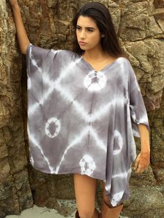 Gray Shibori tie dye dress // Beach Cover Up // Tunic | Etsy Shibori Clothing, Shibori Dress, Tie Dye Crafts, Shibori Tie Dye, Indigo Shibori, Dye Dress, Dress Beach, Tie Dye Dress, Dyed Dress