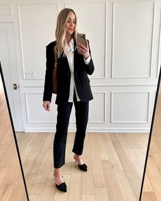 Fashion Jackson Wearing MAYSON the label black boyfriend blazer, white button up shirt, black jeans, black heels, black blazer workwear outfit for women, black blazer and jeans outfit, black blazer outfit inspo Black Blazer Outfit Women, Blazer Outfit Women, Jeans Outfit For Work, White Button Up Shirt, Velvet Bench