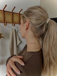 Meraki Meraki Tattoo, Neck Tattoo Women, Tattoo Women, Tattoo Inspo, Neck Tattoo, Future Tattoos, Tattoos For Women, Tatting, Tattoos