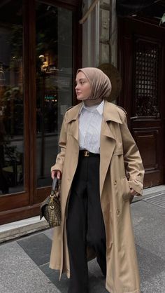 Hijabi Date Night Outfit, Hijabi Business Outfit, Fall Outfits Hijab, Casual Hijabi Outfits, Winter Outfit Hijab, Winter Hijab Style, Hijab Outfit Winter, Winter Hijab Outfits