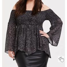 A Stretchy Smocked Upper Bends With You In This Animal Print Babydoll Tunic, While Off-Shoulder Bell-Sleeves And A V-Front Handkerchief Hem Add A Little Extra Flare. Off Shoulder Neck Long Bell Sleeves Smocked Upper Hanky Hem; V-Shaped Approximate Measurements Laying Flat Pit To Pit 20" Waist 19" Length 28" Top Of Shoulder Down Inventory Red Bucket Handkerchief Hem Top, Cold Shoulder Sweatshirt, Hanky Hem, Red Chiffon, Cold Shoulder Blouse, Handkerchief Hem, Babydoll Top, Slim Fit Shirt, Off Shoulder Tops