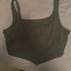 Never Worn Shein Green Corset Style Sleevless Crop Top In Size 3xl. Green Cotton Camisole With Tank Straps, Green Vest Tops With Tank Straps, Fitted Crop Top Vest With Wide Straps, Fitted Vest Crop Top With Wide Straps, Fitted Crop Top With Wide Straps, Fitted Sleeveless Cotton Tank Top, Fitted Green Tank Camisole, Fitted Sleeveless Tank Top, Green Cotton Camisole Crop Top