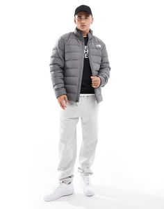 Giacche e Cappotti di The North Face Aggiorna il reparto giacche e giacconi Collo alto Chiusura con cerniera lampo Tasche laterali Logo Regular fit Wide Jeans, White Trainers, Maxi Dress Trend, Adidas Samba, Hoodies For Sale, Petite Maternity, Plus Size Pregnancy, Nike Dunk, Jeans For Sale