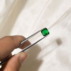 Loose green emerald, cut in a classic square emerald style. So verdant and beautiful - get in touch with Holts Gems to source the perfect loose emerald for your jewellery Emerald Style, Loose Emeralds, Green Emerald, Emerald Ring, Emerald Cut, Emerald Green