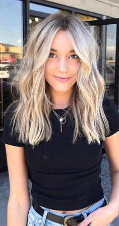 Blonde Hair Cuts Medium, Cute Medium Length Haircuts, Long Textured Hair, One Length Haircuts, Blonde Haircuts, Medium Length Haircut, Medium Blonde