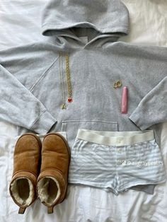 cute comfy outfit #comfy #outfits #brandy #brandymelvilleoutfits Comfy School Outfits, Downtown Outfits, Causual Outfits, Cute Comfy Outfits