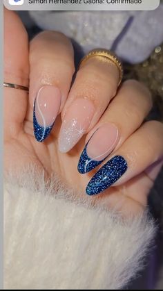 Holiday Nails Winter Christmas, Blue Purple Nails, Nails Azul, Christmas Nails Inspiration, Aesthetic Christmas Nails, Azul Nails, Blue And Silver Nails, Holiday Nails Winter