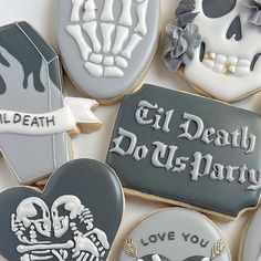 Tattoo Bachelorette Party, Bride Or Die Cookies, Bachelor Cookies, Bach Cookies, Halloween Wedding Reception, Bachelorette Cookies, Bachelorette Inspo, Bachelorette Party Sunglasses