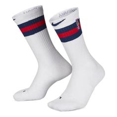 Nike Elite City Edition Brooklyn Nets Contrasting Colors Stripe Sports Socks Couple Style One Pair White DA4959-100 (NBA/Joggers) Breathable Casual Socks For Sports Season, Breathable Casual Socks For Sports, Casual Training Socks For Sports Season, Nike White Sports Socks, Nike Breathable Training Socks, Sporty Running Socks For Sports Season, Casual White Running Socks, Nike White Sporty Socks, Nike Breathable Functional Socks