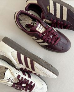 Burgundy Sambas, Samba Burgundy, Shoes Samba, Outfit Ideas Aesthetic, Winter Ideas, Ideas Outfit, Ideas Aesthetic, Adidas Samba, Fall Autumn