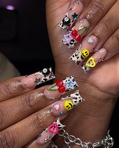 This junk nail set ate uppppp😮‍💨🤩 #nailtech #nailinspiration #inspo #houstontx #houstonnails #houstonnailtech #explore #junknails #ate #beginner #cheetahprint #y2k #y2knails Birthday Nail Inspo Acrylic, Junk Nails, Different Nail Designs, Nail Sets, Unique Acrylic Nails