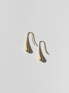 Luxe Gold Droplet Earrings - Ethical Trade Co Droplet Earrings, Fair Trade Jewelry, Simple Elegant, Gold Collection, Simple Earrings, Etsy Fashion, Minimalist Earrings, Earring Backs, Piece Dress