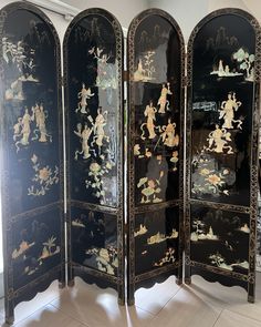 This exquisite antique Japanese room divider is a stunning piece that will add a touch of elegance to any space. The divider features four panels made of black wood, each adorned with intricate hand-painted designs and mother of pearl. These panels are perfect for those who appreciate the beauty of Japanese art and design. The room divider is an original antique piece that has stood the test of time. It is a rare find for collectors and enthusiasts of Asian antiques. The divider was crafted in Japan and is estimated to be in the post-1940 age group. It is a unique addition to any collection and is perfect for display in any living space. Japanese Room Divider, Asian Room, Antique Chinese Furniture, Bedroom Colour Palette, Japanese Screen, Japanese Room, Divider Screen, Asian Antiques, Japanese Antiques