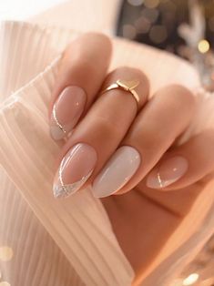 Vêtements homme & femme, shoppez la mode en ligne | SHEIN Ongles Beiges, White Nail Designs, Prom Nails, Nail Accessories