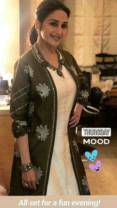 Madhuri d nene Sort Kurti Design, Over Coats On Kurtis, Stylish Kurtis Design, Kaftan Designs, Fancy Kurti, Stylish Short Dresses, Bollywood Outfits, Indian Gowns Dresses