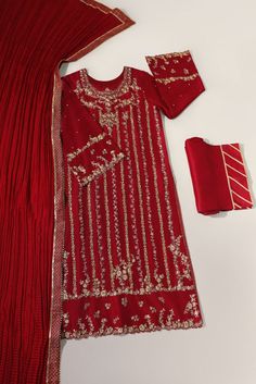 Mom Dresses, Frock And Frill, Luxury Pret, Hand Beaded Embroidery, Zari Embroidery