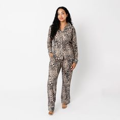 Timeless comfort. This super-soft two-piece pajama set features a button-up top and drawcord bottoms for a classic look and feel. PREMIUM KNIT FABRIC - Our women's classic pajama sets are made from ultra-soft material. Both lightweight and breathable, the premium fabric keeps you cool and comfortable. BONUS FEATURES – Our women's classic pajama sets feature a functional drawcord, pockets and a classic, cozy fit. Available in sizes XS, S, M, L, and XL. TRENDY, HIGH-QUALITY DESIGNS – At Copper Pearl, we pride ourselves on making high quality products that always look great on babies and toddlers, moms, or in your nursery. Our women's classic pajama sets are simple, modern, and sure to elevate your style. Classic Pajamas, Copper Pearl, Nightgowns For Women, Ruffle Shorts, Cozy Fits, Pajama Sets, High Quality Design, Pajamas Women, Classic Looks