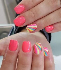 Chic Short Summer Nails - Pink Beach Styles | Trendy 2024 Looks Summer Nail 2024 Trends Pink, Short Summer Nail Designs 2024, Summer Short Nails 2024, Beach Nails 2024, Summer 2024 Nails, Summer Nail 2024 Trends, Summer Nail Art 2024, Short Beach Nails, Pink Beach Nails