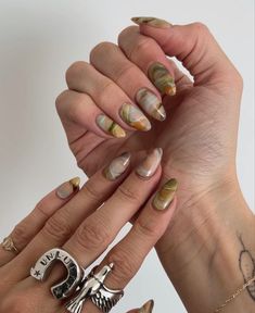 Abstract Nail, Abstract Nail Art, Nail Time, Shoe Nails, Estilo Hippie, Nail Ring, Hair Skin Nails