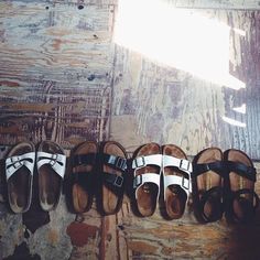 Walk This Way, Birkenstock Arizona, Shoe Obsession, Shoe Game, Sock Shoes, Cute Shoes, Nice Shoes, Strap Sandals, Slip On Sandal