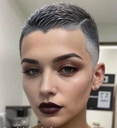 Short Pixie Bobs, Short Hair For Women, Cute Short Hair, Shaved Hair Women, Shaved Heads, Short Shaved Hairstyles, Buzz Cuts, Short Hair Images