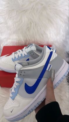 Nike Sneakers Women Outfit, Sneakers Women Outfit, Run Photography, Ootd Gym, Vintage Workout, Gymnastics Shoes, Outfit 2023