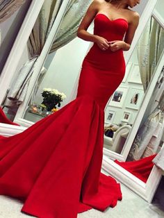 Red Satin Prom Dress, Red Mermaid Prom Dress, Couture Dior, Sweetheart Evening Dress, Prom Dress With Train, Red Mermaid, Mermaid Sweetheart, Prom Dresses Long Mermaid, Mermaid Evening Gown