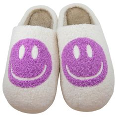 You're going to LOVE our Orchid Happy Face Sherpa Slippers, where cozy meets playful charm. Designed by Katydid, these slippers feature the classic large happy face but with a delightful twist - a rich orchid hue that adds a pop of color to your loungewear. The plush sherpa material ensures your feet stay warm and pampered, making these slippers a must-have for relaxation. Whether you're unwinding at home or adding a fun touch to a casual outfit, these Orchid Happy Face Sherpa Slippers are the p Smiley Face Slippers, Retro Smiley Face, Indoor Outdoor Slippers, Cute Slippers, Outdoor Slippers, Slippers For Women, Fuzzy Slippers, Slippers Cozy, House Shoes