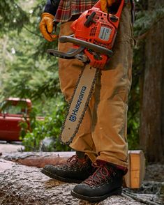 Get right to work—or exploring—in the Mountain Pass Arctic Night. This lightweight, waterproof boot delivers immediate comfort right out of the box while the Arctic Grip AT outsole keeps you steady on your feet — no matter the task at hand. Mountain Pass, Waterproof Boots, The Mountain