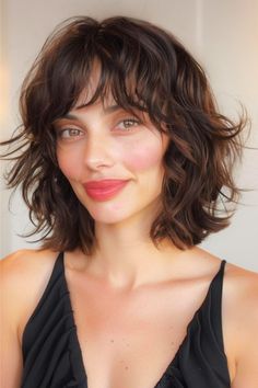 Shaggy Waves with Bangs Short Hairstyle. Short Hair Wavy Bangs, Wavy Layered Bob With Curtain Bangs, Short Haircuts For Wavy Curly Hair, Shaggy Wavy Bob, Shaggy Wavy Hair Short, Wavy Layered Bob With Bangs, Short Wavy Shag With Bangs, Short Wavy Hair Cuts With Layers, Shag With Bangs Short