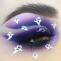 Spooky Makeup, Crazy Eye Makeup, Texture Ideas, Vampire Bride, Holiday Makeup Looks, Halloween Makeup Pretty