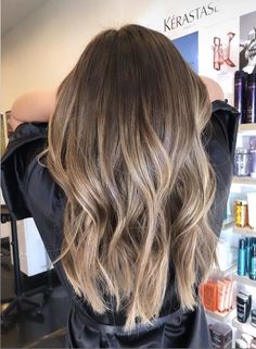 Soft Balyage Long Hair Brunettes, Lightest Brown Balayage, Medium Caramel Balayage, Soft Baylage Brown Hair, Bayalage Brunette Medium Hair, Light Brown Balyage Short Hair, Long Brown Hair With Balayage, Brown Baylage Hair Medium Length, Brown Melt Hair