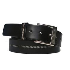 MEN'S BELT If you’re on the hunt for a great everyday belt that will not only help you achieve a more comfortable fit in your jeans but add a touch of handsome modern styling to your look, then look no further! This genuine 38mm (1 1/2 inch)  cowhide leather belt is HANDCRAFTED from FULL GRAIN LEATHER deep in the heart of Mexico, giving it an authentically casual and gritty look that any man will appreciate.  📐Measures:⏺Width:38 mm  1 1/2 inch⏺Buckle: Metal (style may vary slightly)⏺Full grain Mens Leather Belt, Belt For Jeans, Casual Leather Belt, Handmade Leather Belt, Braided Leather Belt, Belt For Men, Beautiful Belts, Leather Jeans, Leather Belts Men