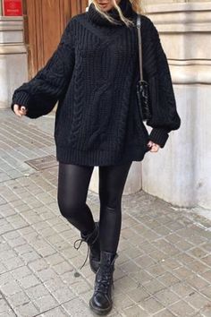 Dr Martens Outfit, Outfit Tips, Doc Martens Outfit, Leggings Outfit, Black Sweater Dress, Winter Leggings