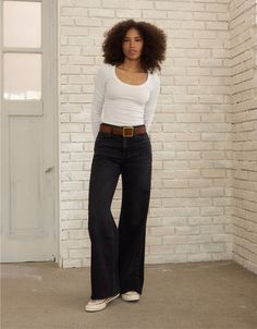 AE Dreamy Drape Stretch Curvy Super High-Waisted Baggy Wide-Leg Jean Black High Waisted Jeans Outfit, Black Wide Leg Jeans Outfit, High Waisted Jeans Outfit, Jeans For Tall Women, Fw 2024, Black Wide Leg Jeans, Wide Leg Jeans Outfit, Wide Legged Jeans, 2024 Wishlist