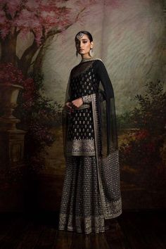 Black Color Sharara Set Sharara Designs, Salwar Kamiz, Traditional Indian Outfits, Ghagra Choli, Sharara Set, Dress Indian Style, Indian Wedding Outfits, Pakistani Dress Design, Indian Designer Outfits