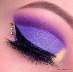 Clawdeen Makeup, Rapunzel Makeup, Disney Inspired Makeup, Makeup Geek Eyeshadow, Tangled Wedding, Purple Smokey Eye, Makeup Colorful, Simple Eyeshadow, Princess Makeup