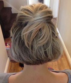 Mother Of The Bride Hair, Mom Hairstyles, Short Wedding Hair, Hair Wedding, Penteado Cabelo Curto, Wedding Hairstyles Updo, Short Blonde