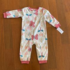 Must Go Nwt Carters Eager To Sell! Make An Offer! Pet Free And Smoke Free Home Playful Pink Onesie For Sleep, Playful Pink Onesie For Pajama Party, Pink Onesie For Bedtime In Spring, Pink Onesie For Bedtime And Spring, Baby Girl Sleepers, Reindeer Pajamas, Santa Pajamas, Footie Pajama